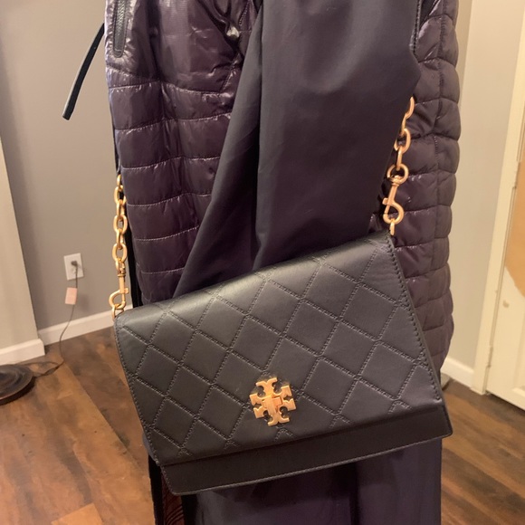 Tory Burch Georgia Turn - lock large black leather bag - Picture 8 of 16